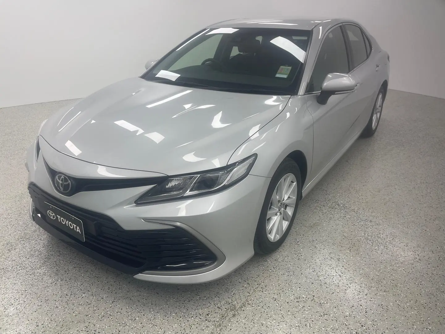 2024 Toyota Camry Gallery Image 7