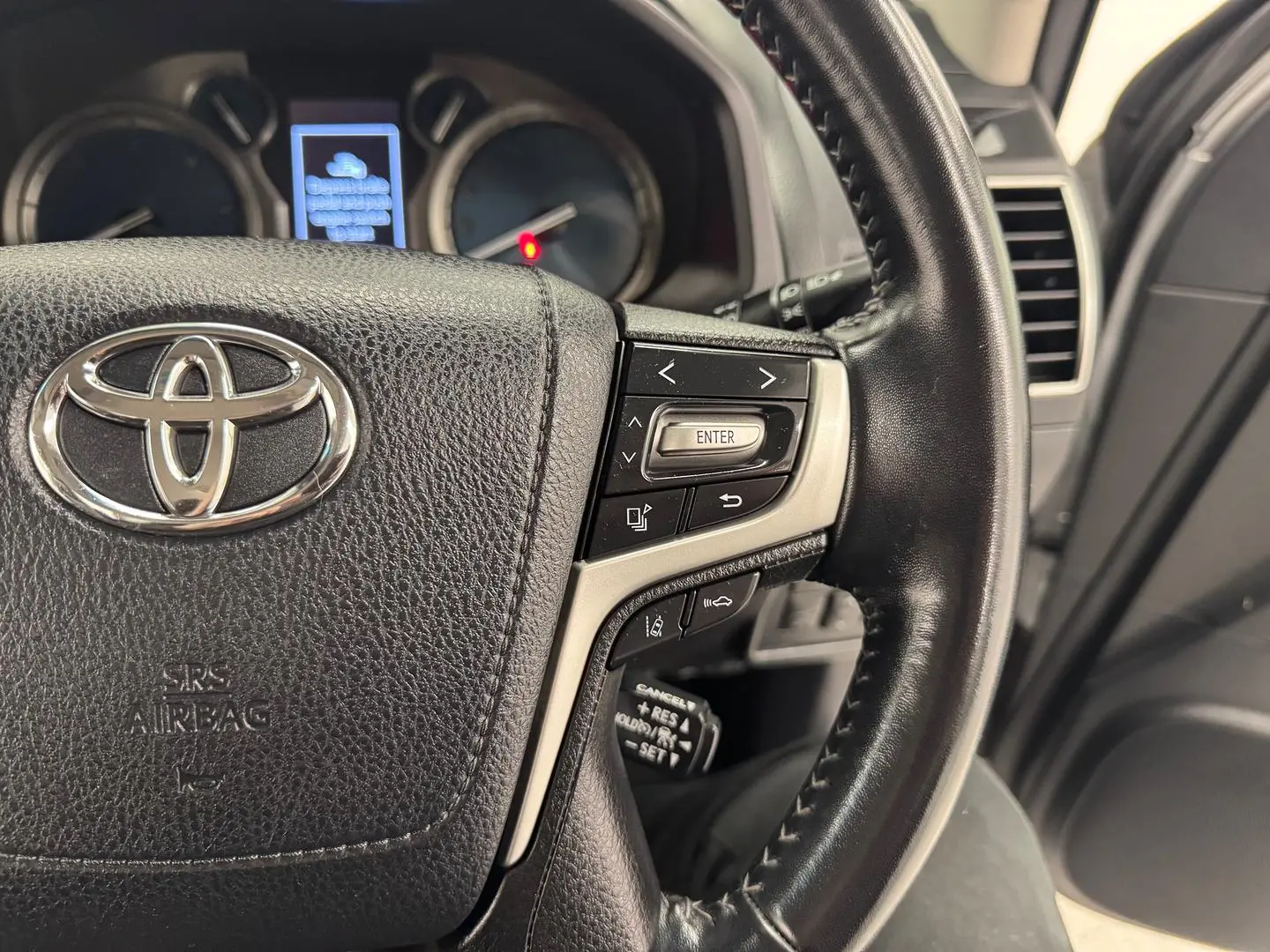 2021 Toyota Landcruiser Prado Gallery Image 19