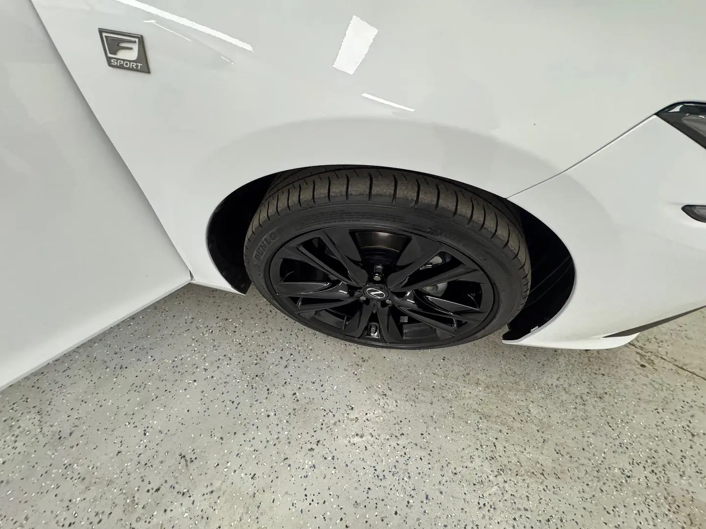 2022 Lexus ES Gallery Image 15