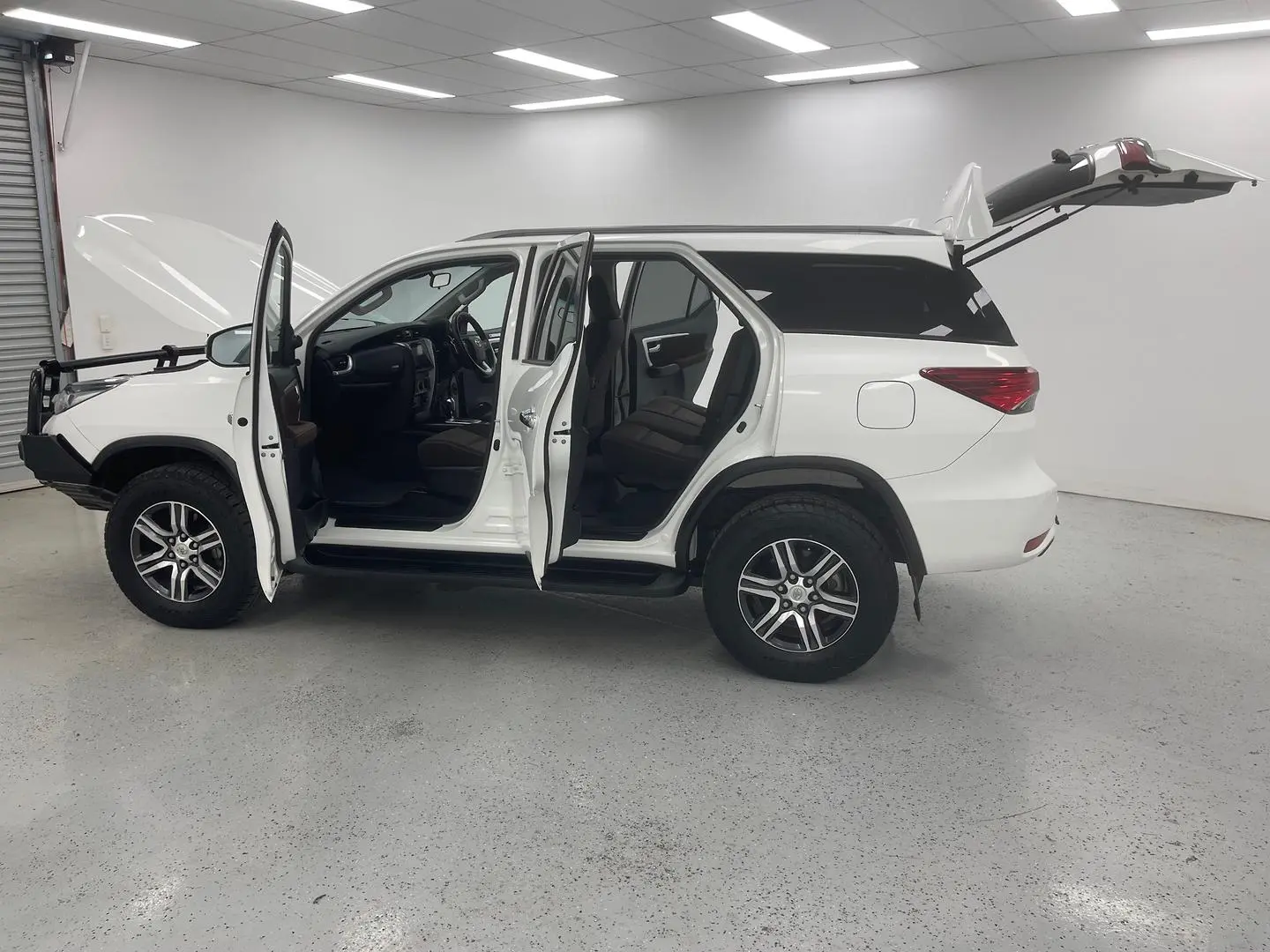2019 Toyota Fortuner Gallery Image 12