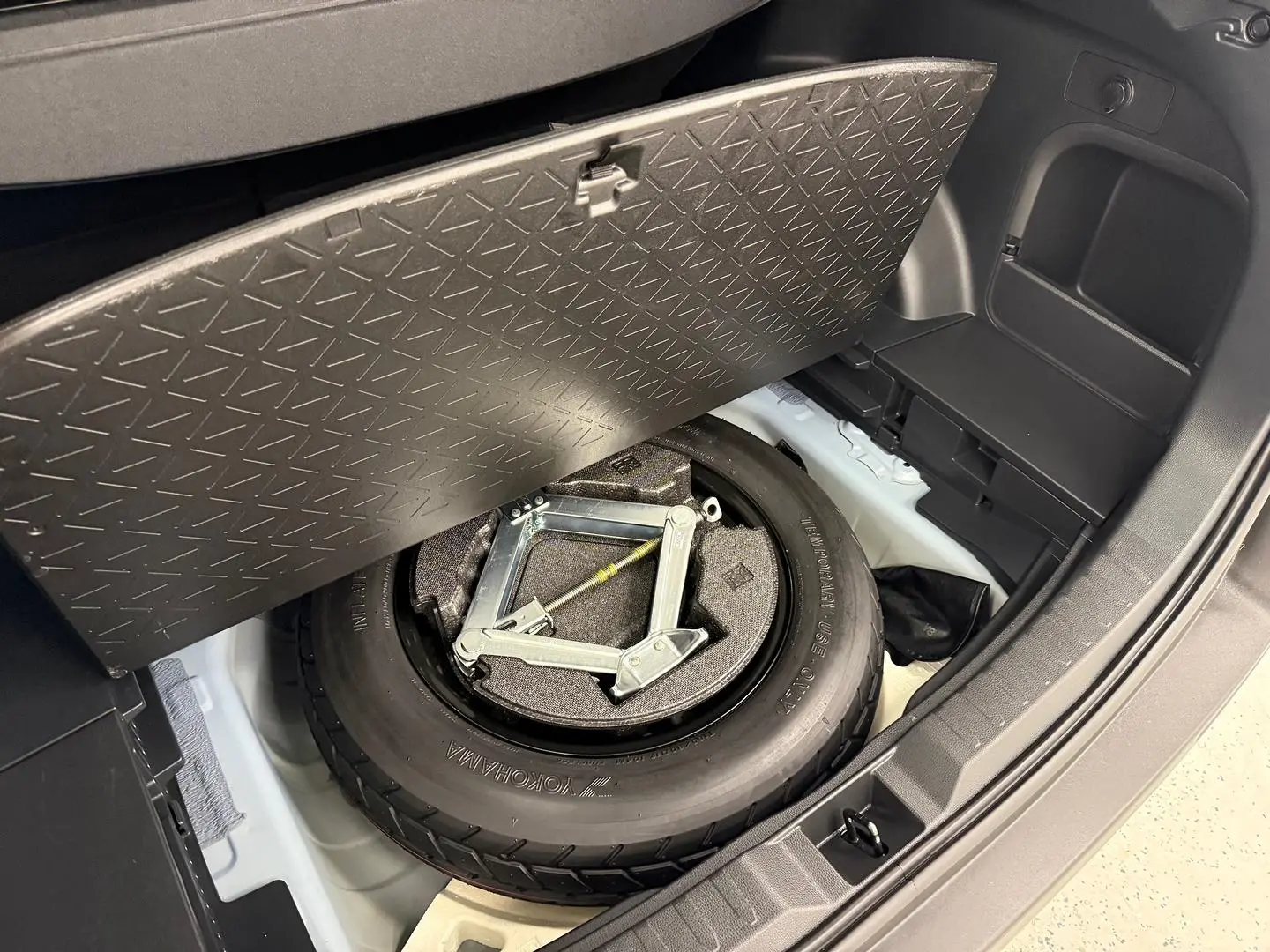 2021 Toyota RAV4 Gallery Image 15