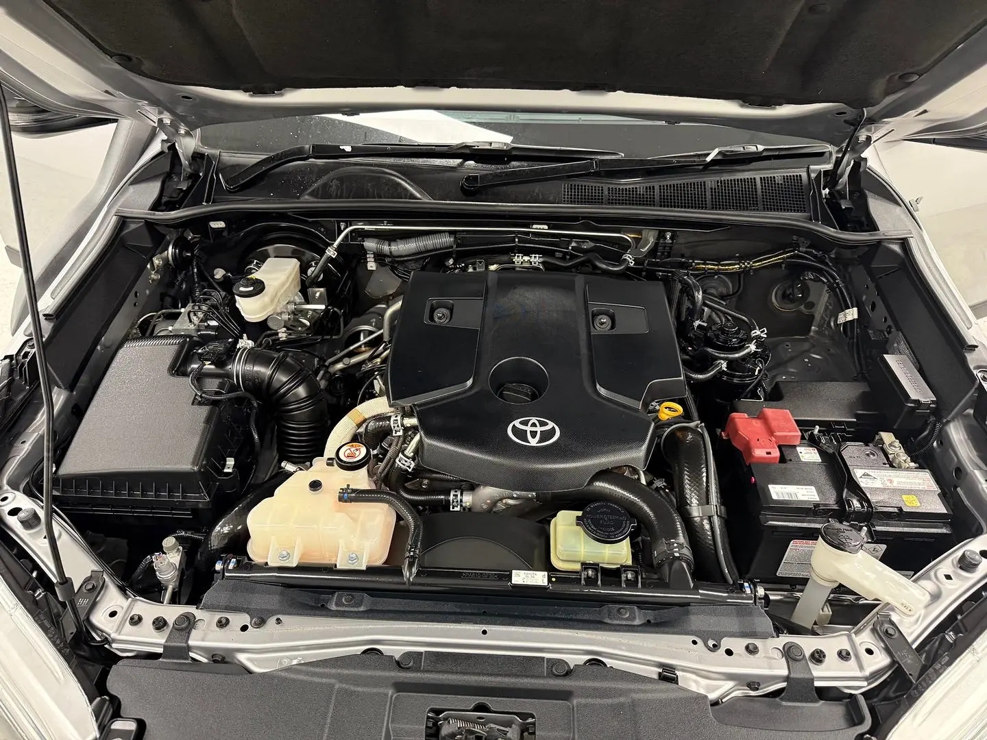2018 Toyota Hilux Gallery Image 21