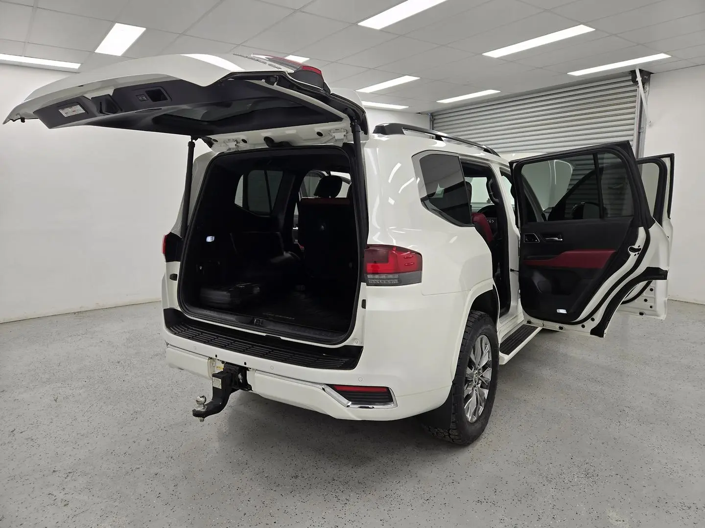 2021 Toyota Landcruiser Gallery Image 10