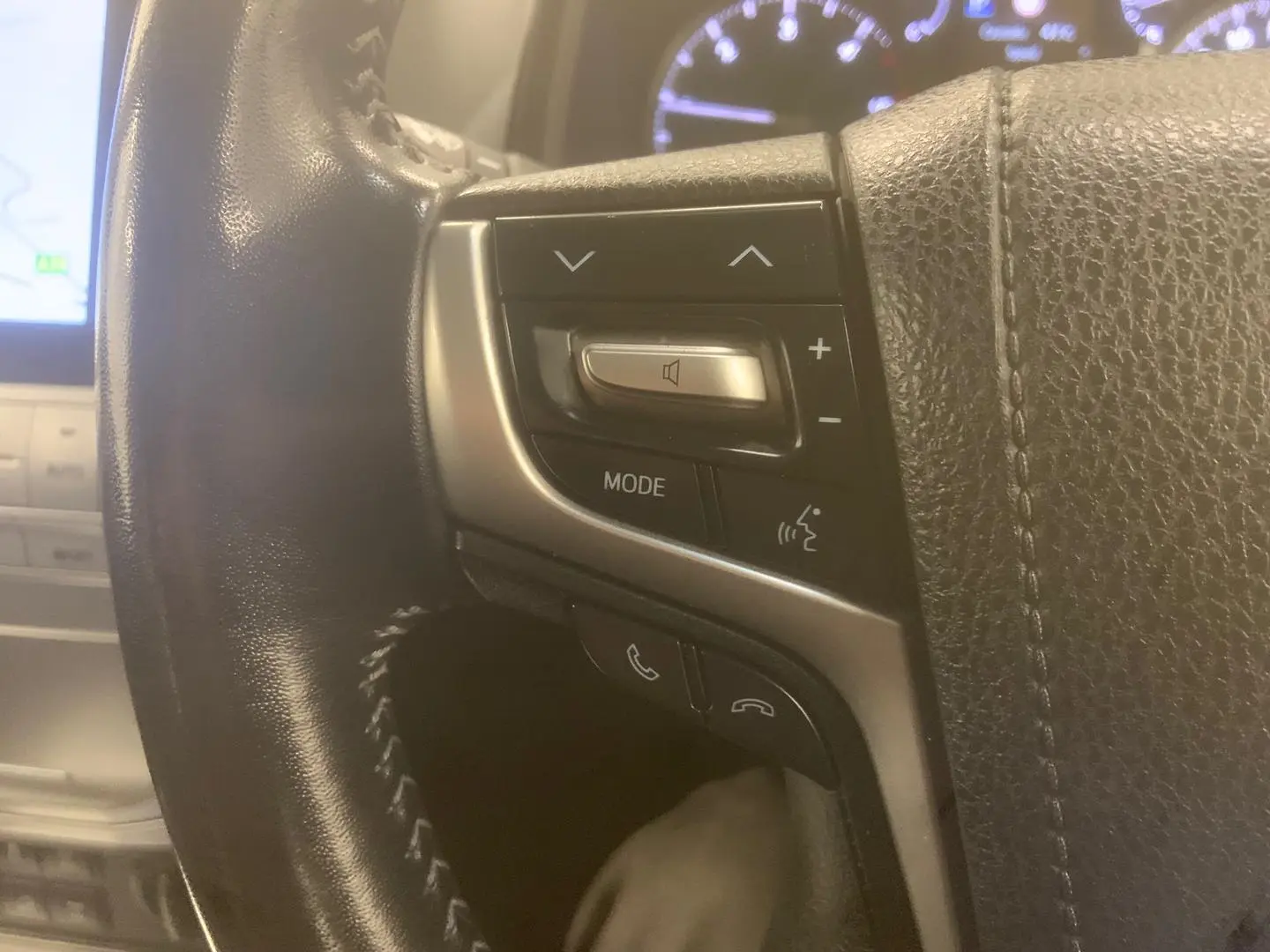 2021 Toyota Landcruiser Prado Gallery Image 26