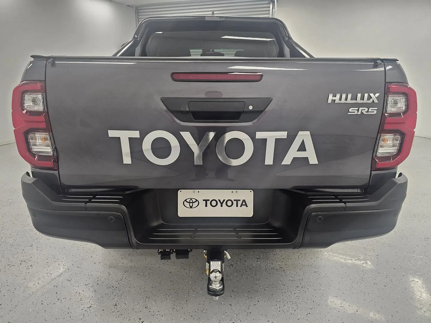 2024 Toyota Hilux Gallery Image 4