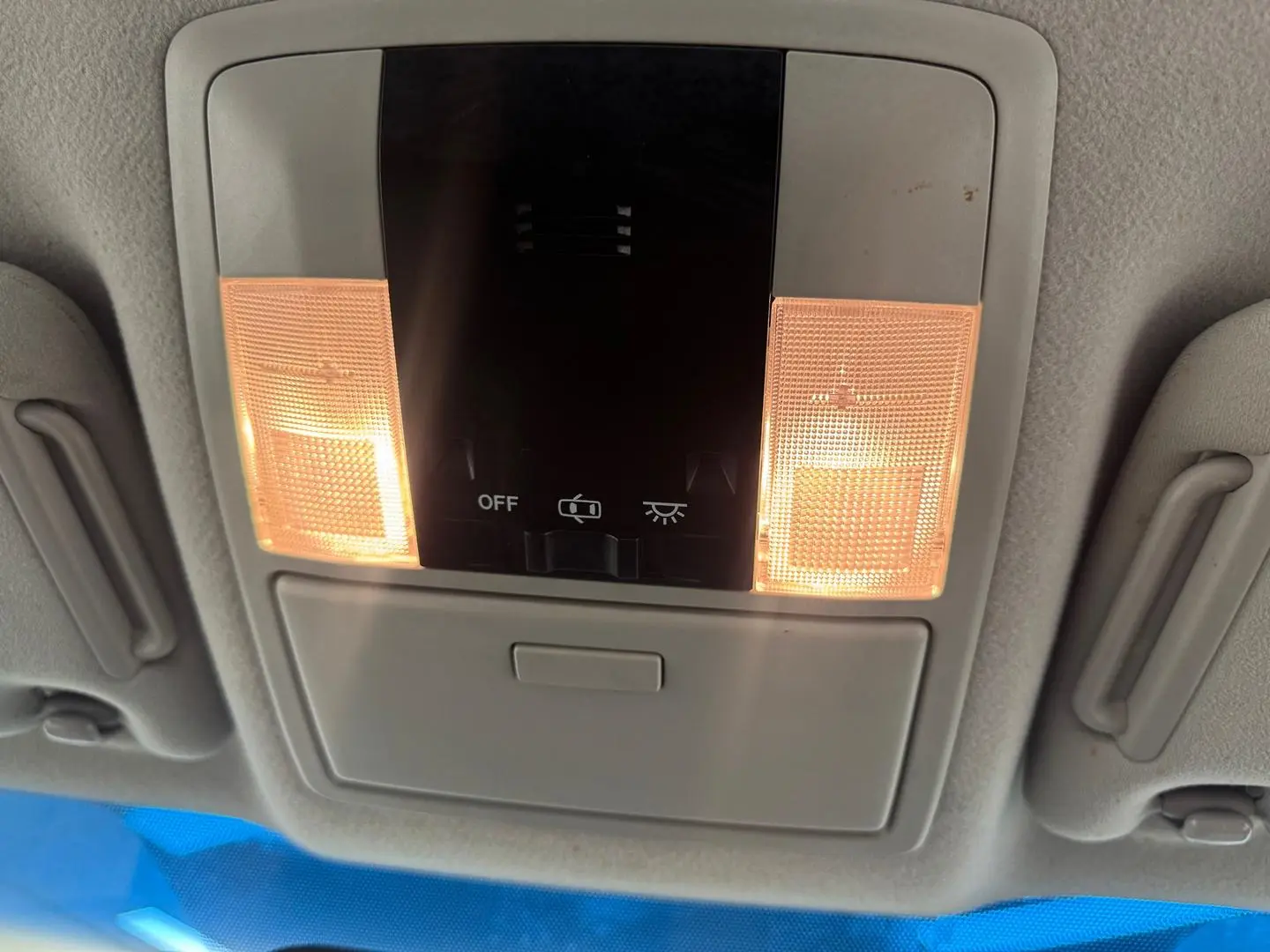 2016 Toyota Landcruiser Prado Gallery Image 25