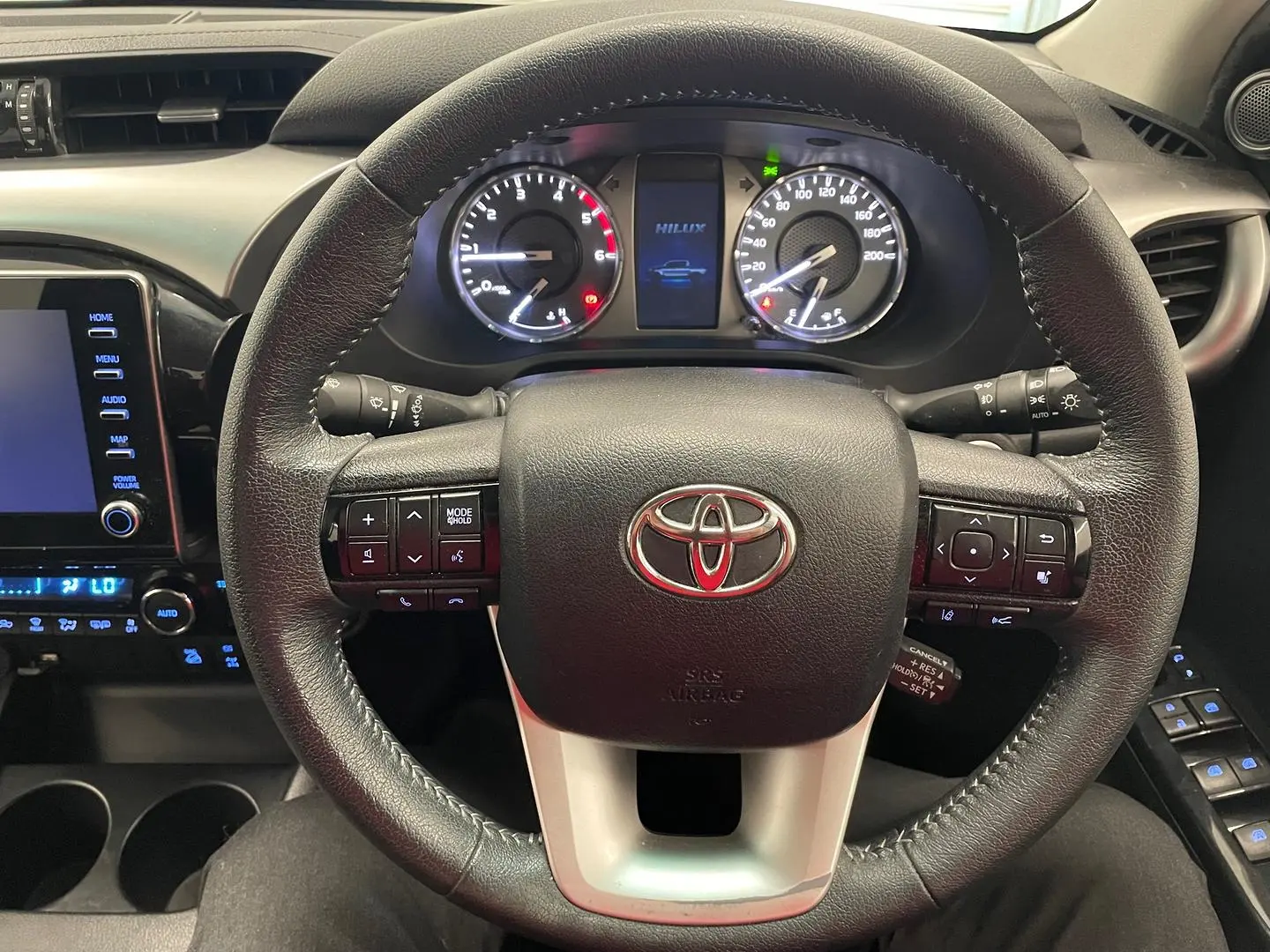 2020 Toyota Hilux Gallery Image 23