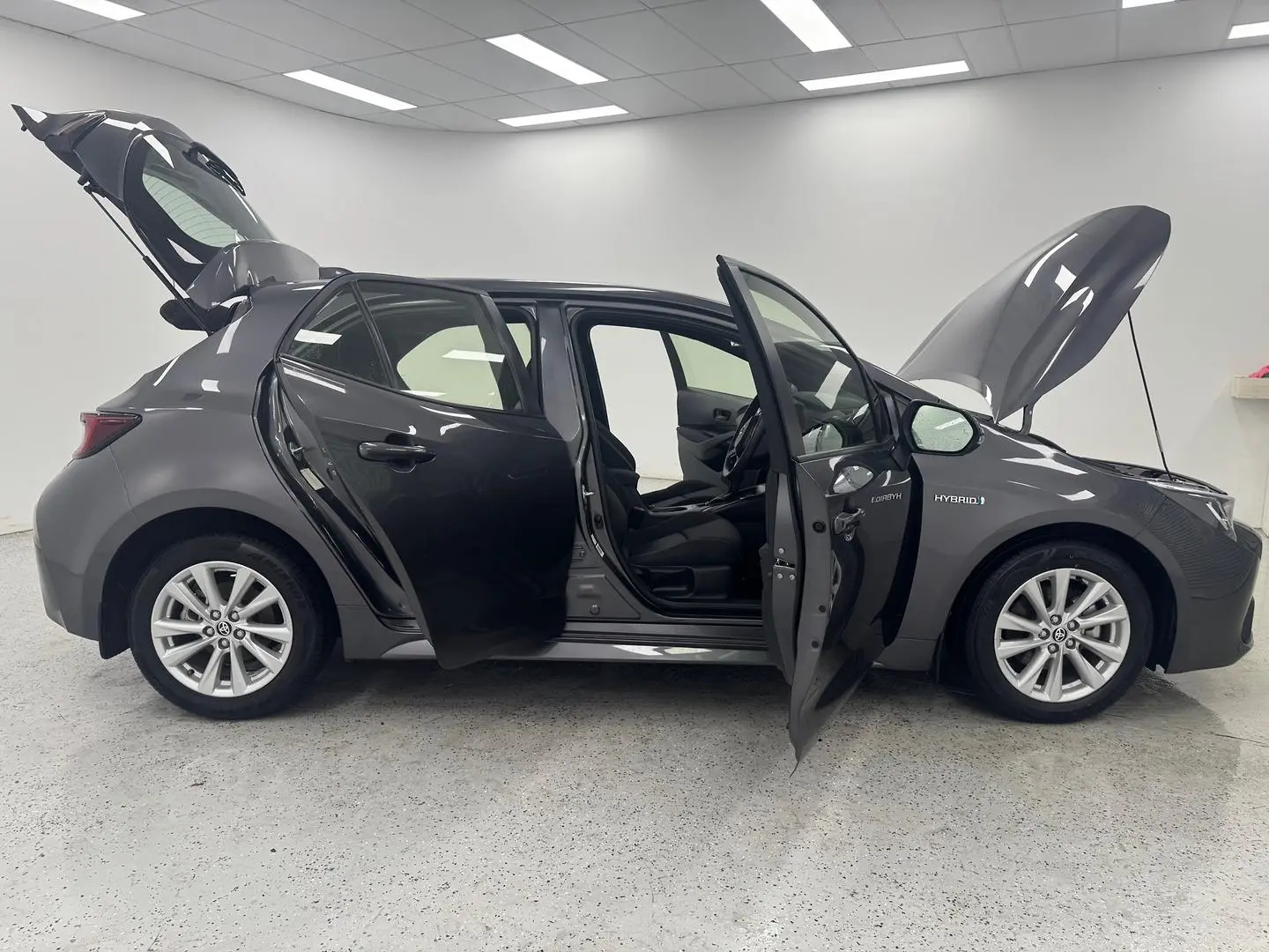 2023 Toyota Corolla Gallery Image 8