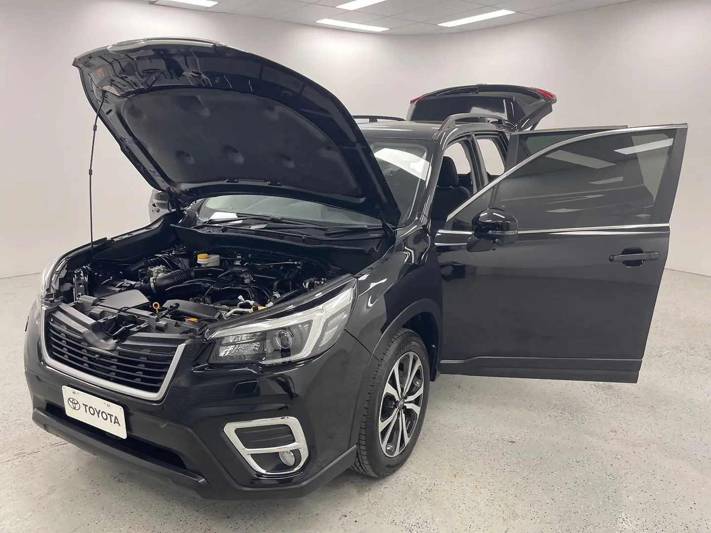 2021 Subaru Forester Gallery Image 13