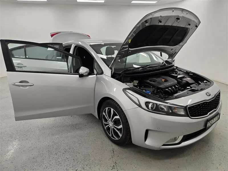 2017 Kia Cerato Gallery Image 9