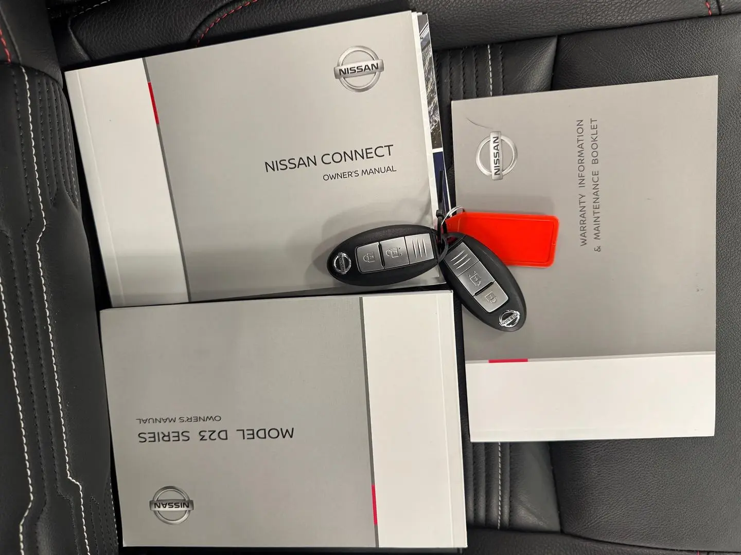 2021 Nissan Navara Gallery Image 31