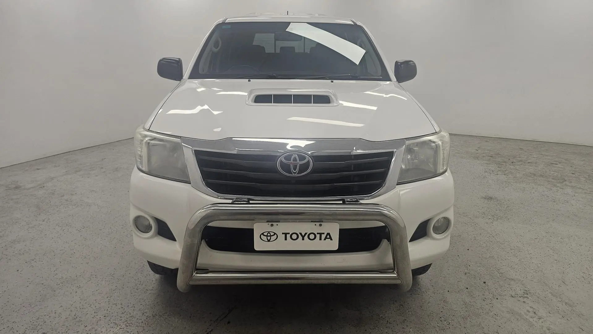 2015 Toyota Hilux Gallery Image 44