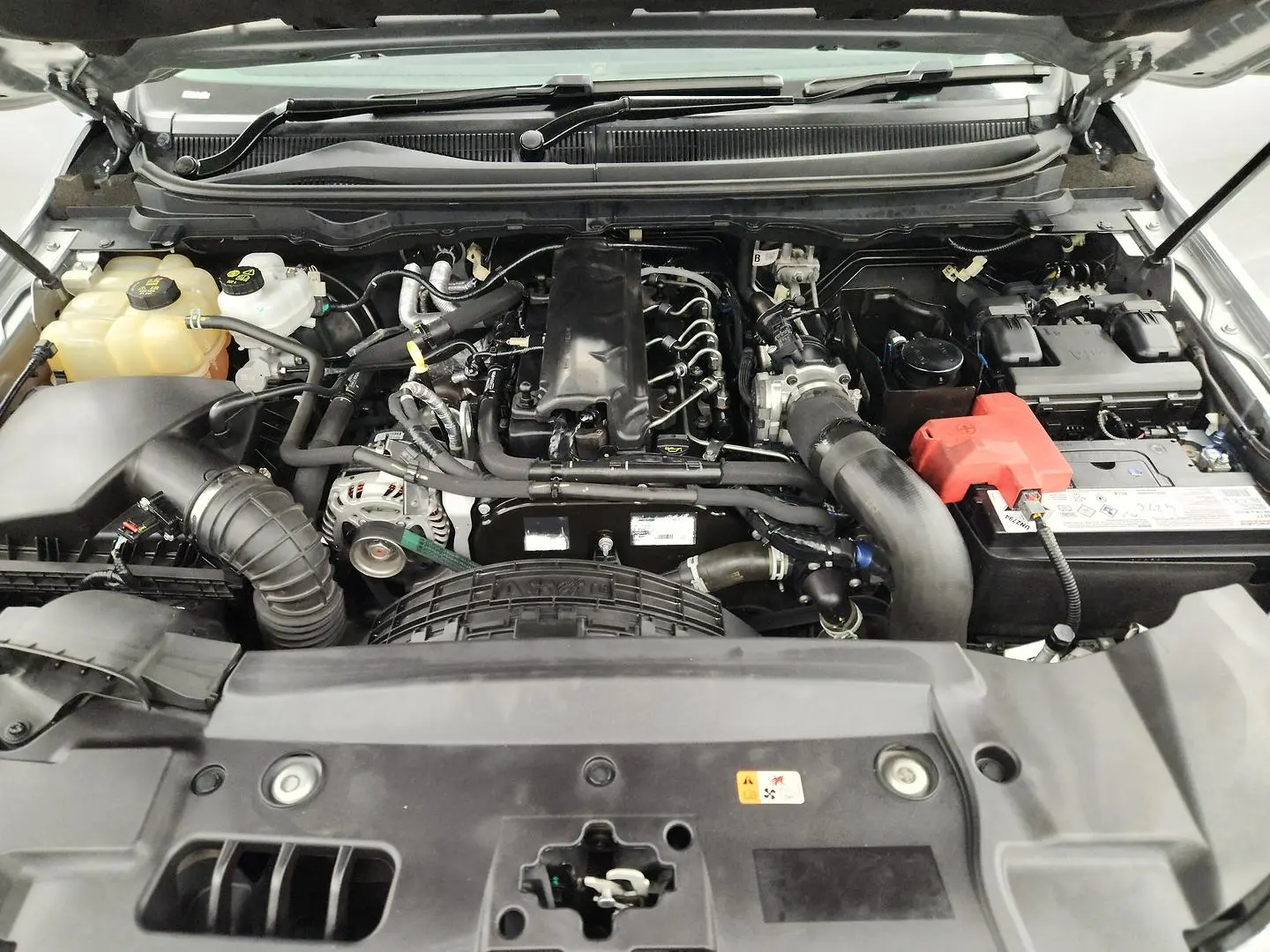 2021 Ford Everest Gallery Image 16