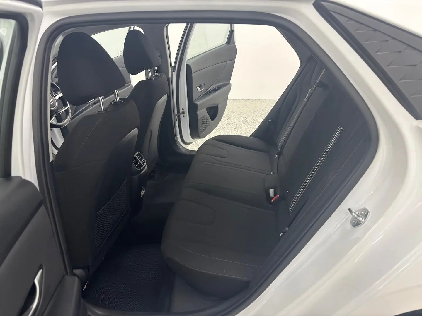 2024 Hyundai i30 Gallery Image 19