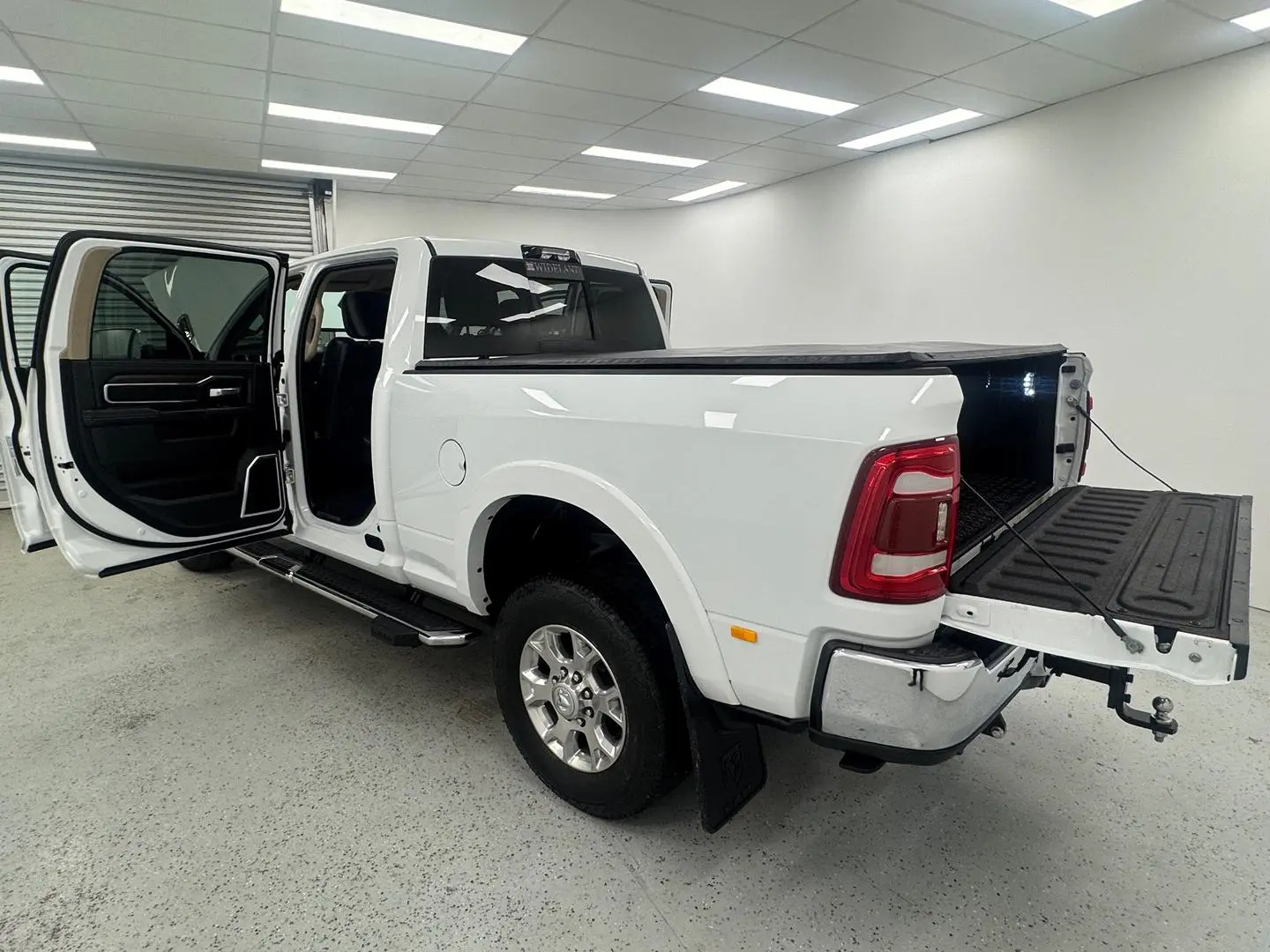 2022 RAM 2500 Gallery Image 10