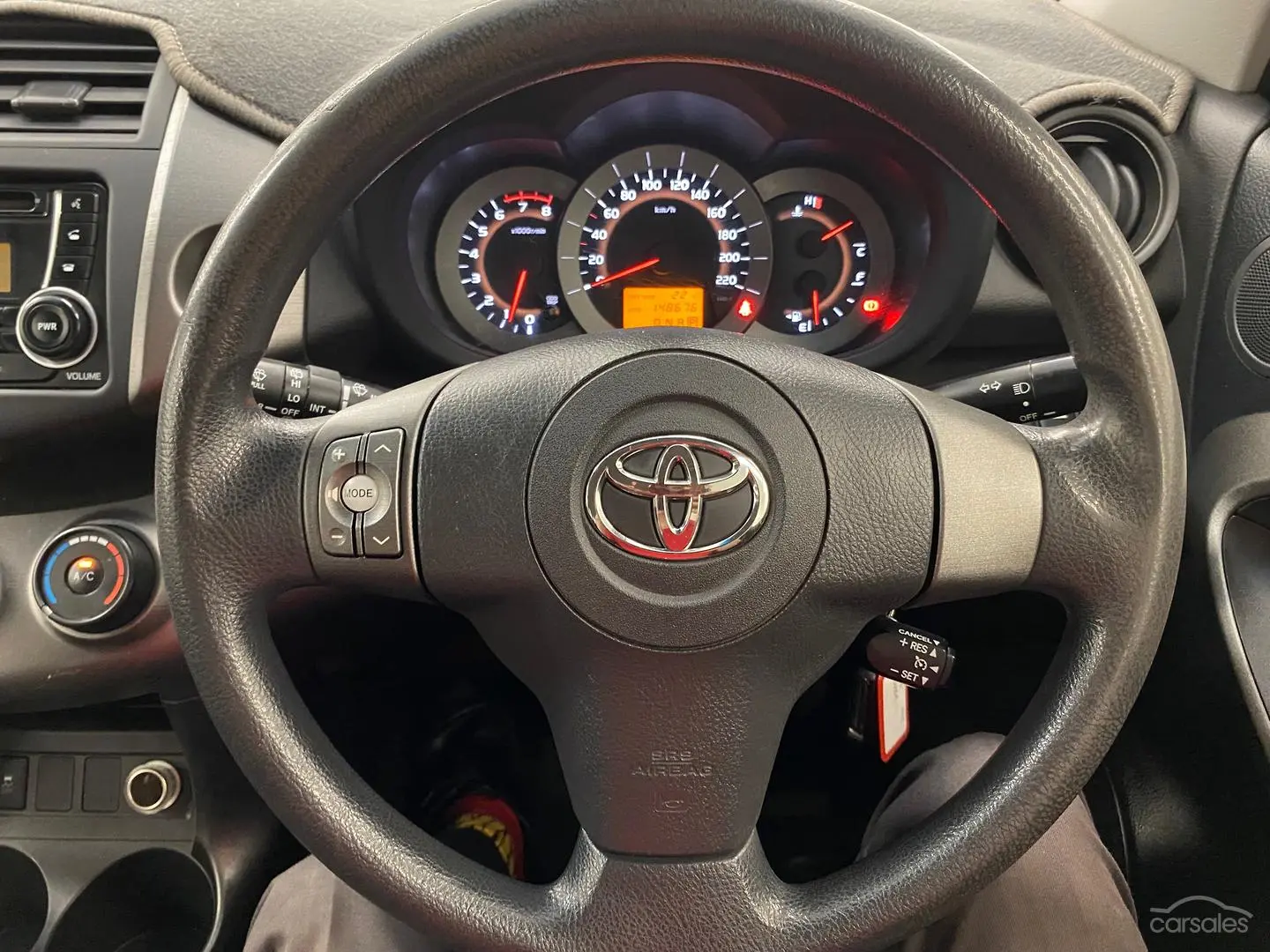 2012 Toyota RAV4 Image 24