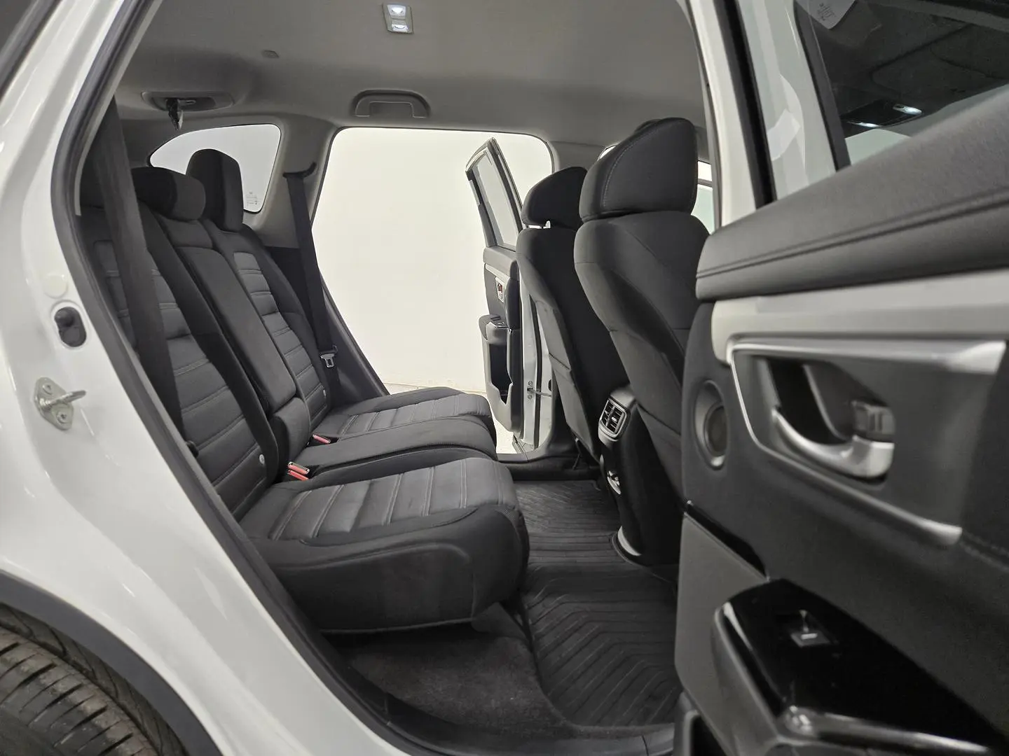 2019 Honda CR-V Gallery Image 21