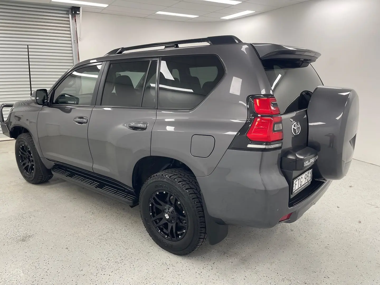 2021 Toyota Landcruiser Prado Gallery Image 5