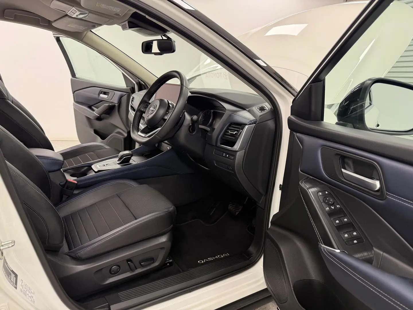 2024 Nissan QASHQAI Gallery Image 18