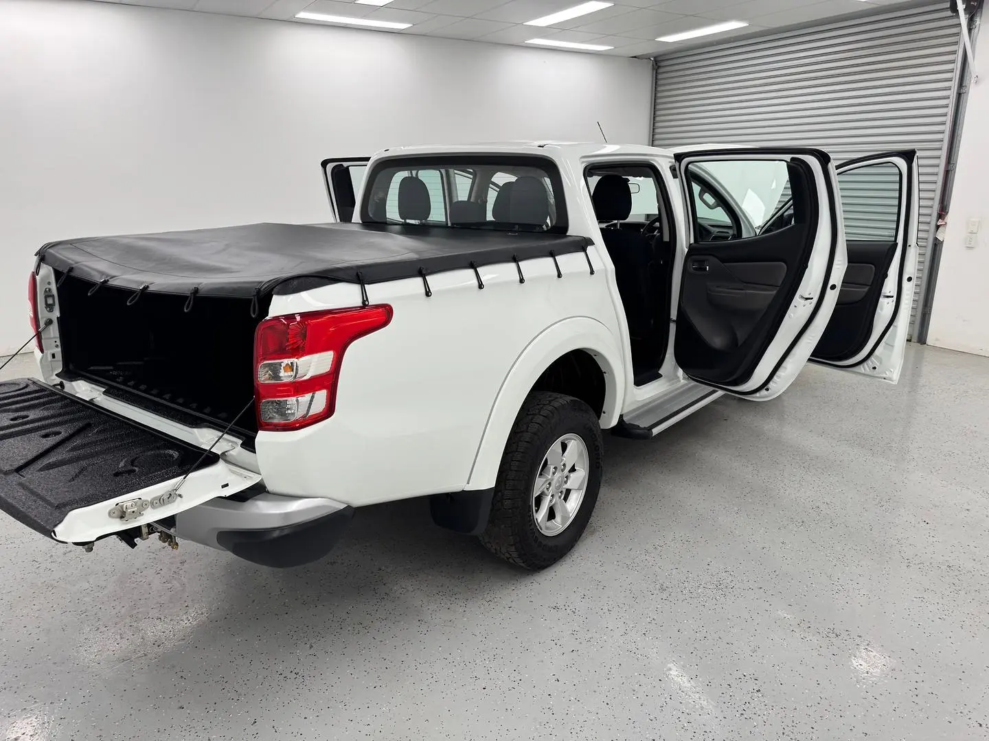 2018 Mitsubishi Triton Gallery Image 11