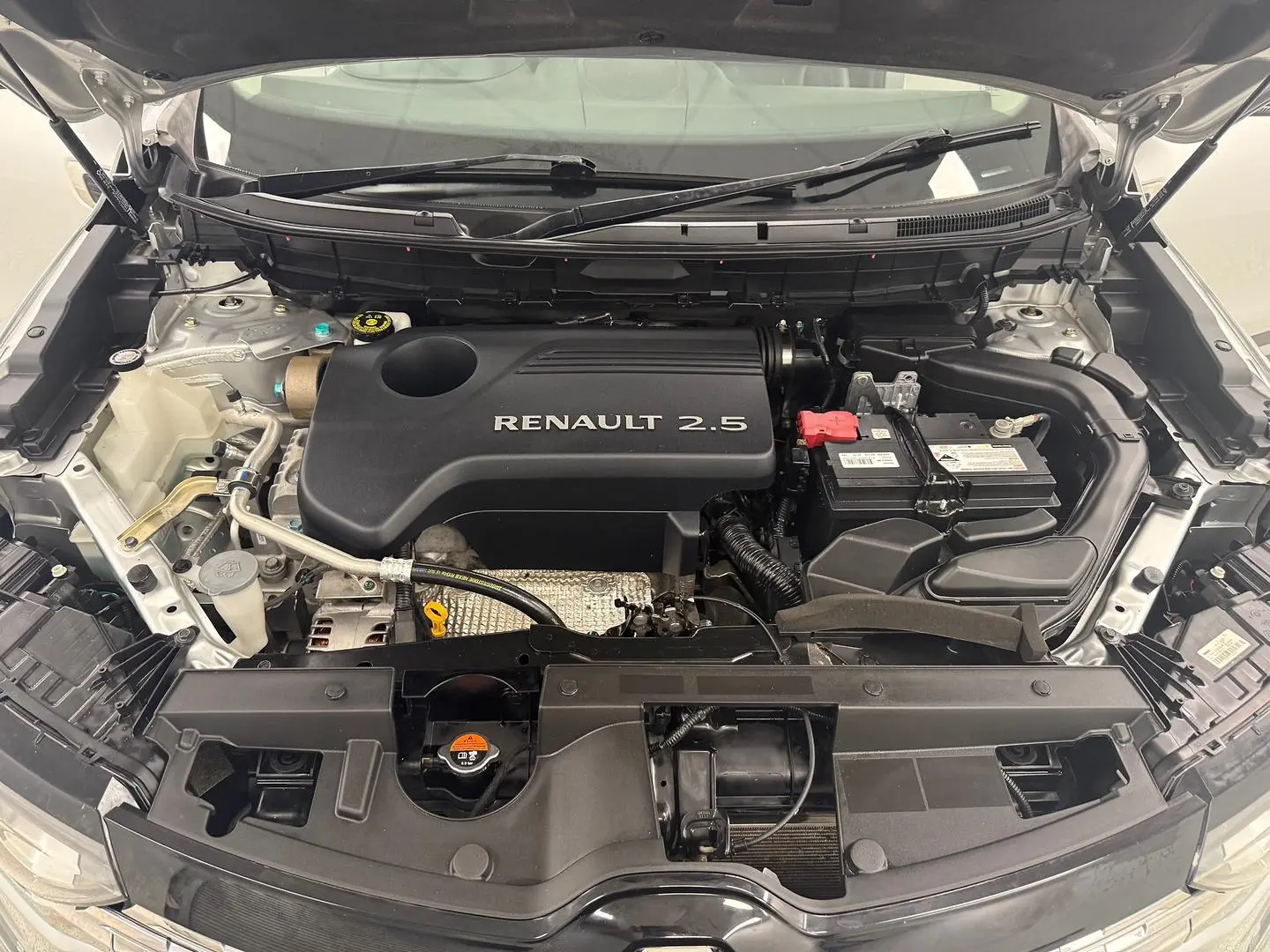 2018 Renault Koleos Gallery Image 23