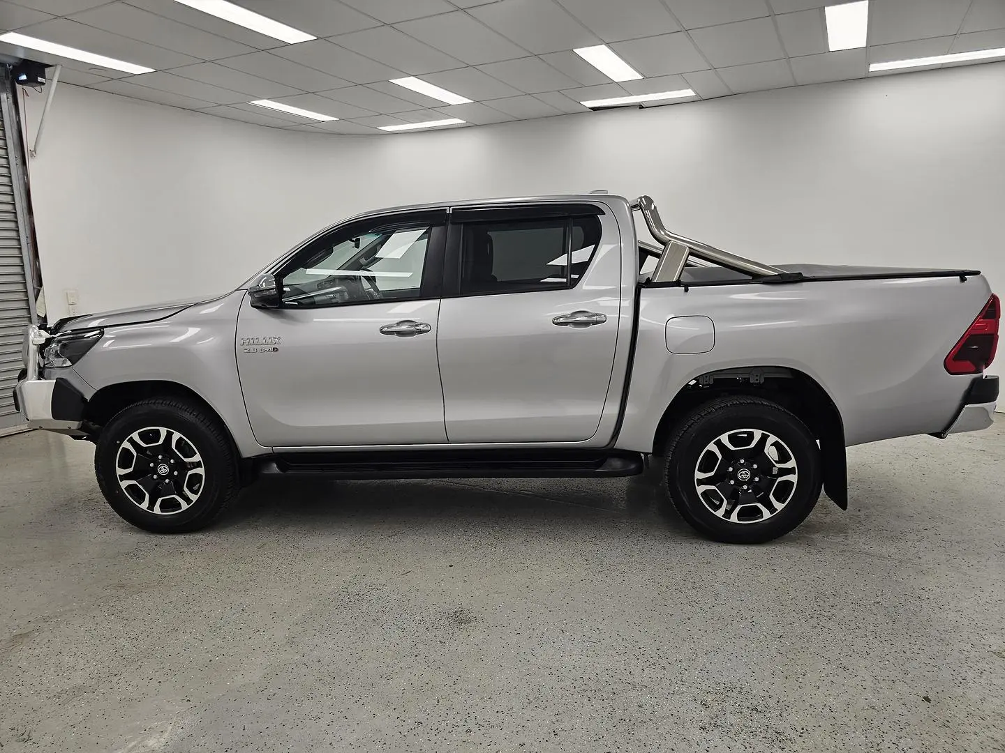 2023 Toyota Hilux Gallery Image 6