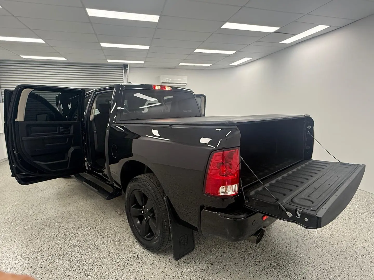 2021 RAM 1500 Gallery Image 12