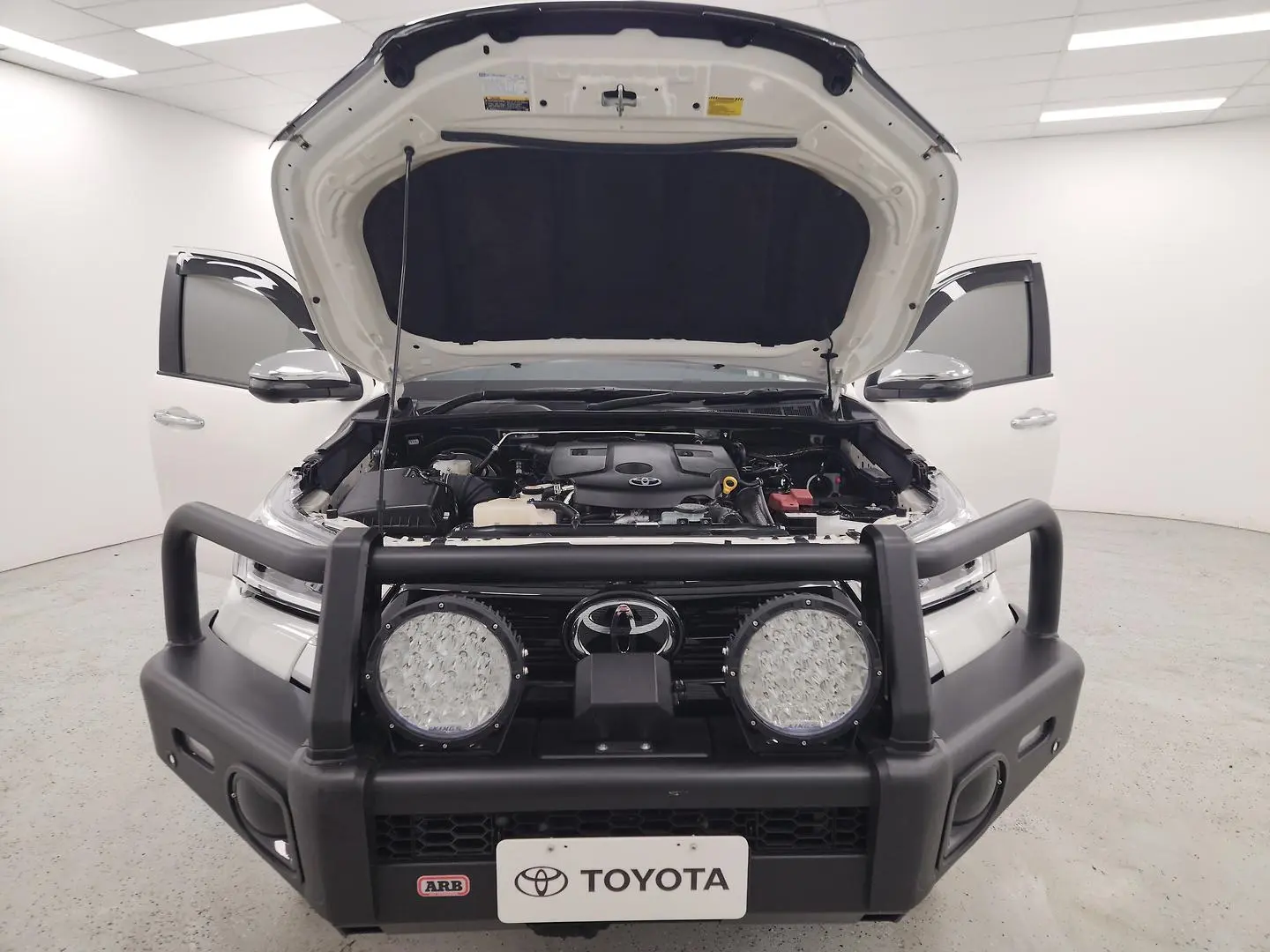 2023 Toyota Hilux Gallery Image 15