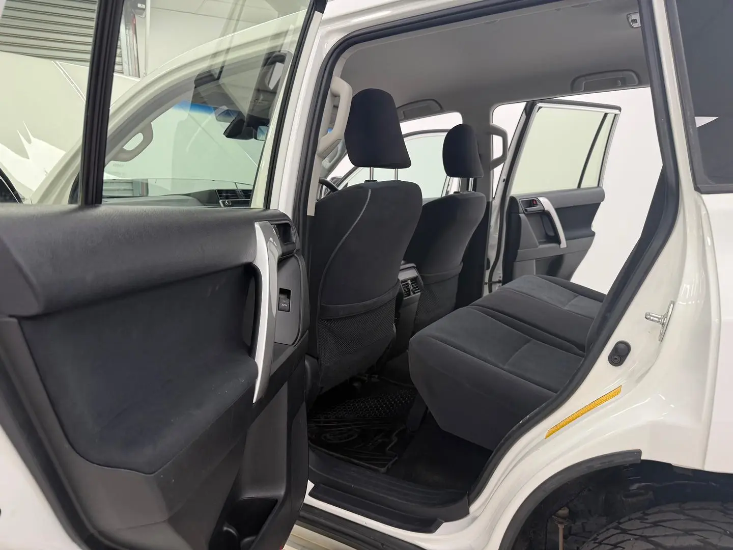 2020 Toyota Landcruiser Prado Gallery Image 12