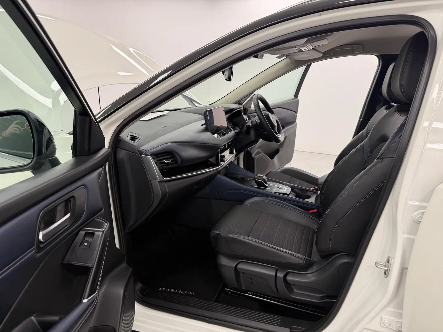 2024 Nissan QASHQAI Gallery Image 10