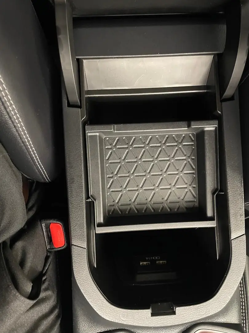 2022 Toyota RAV4 Gallery Image 32