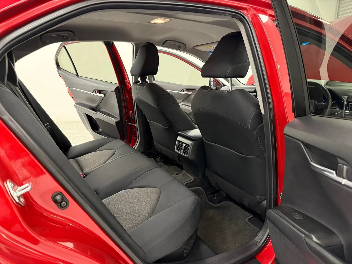 2022 Toyota Camry Gallery Image 14