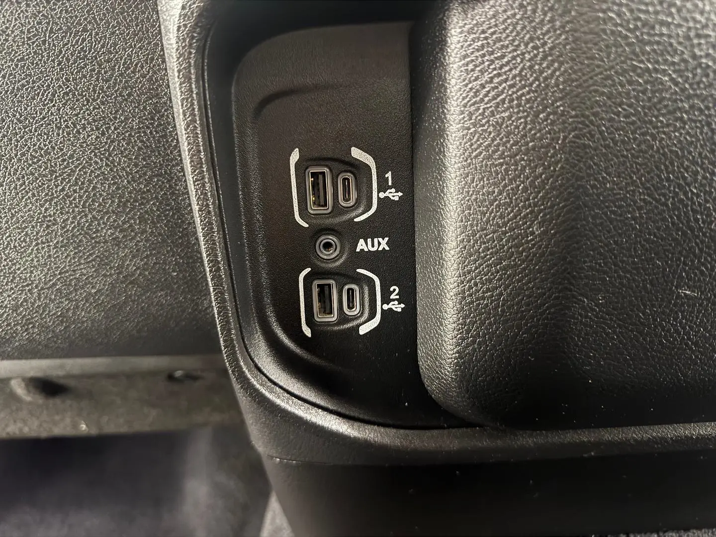 2022 RAM 2500 Gallery Image 34