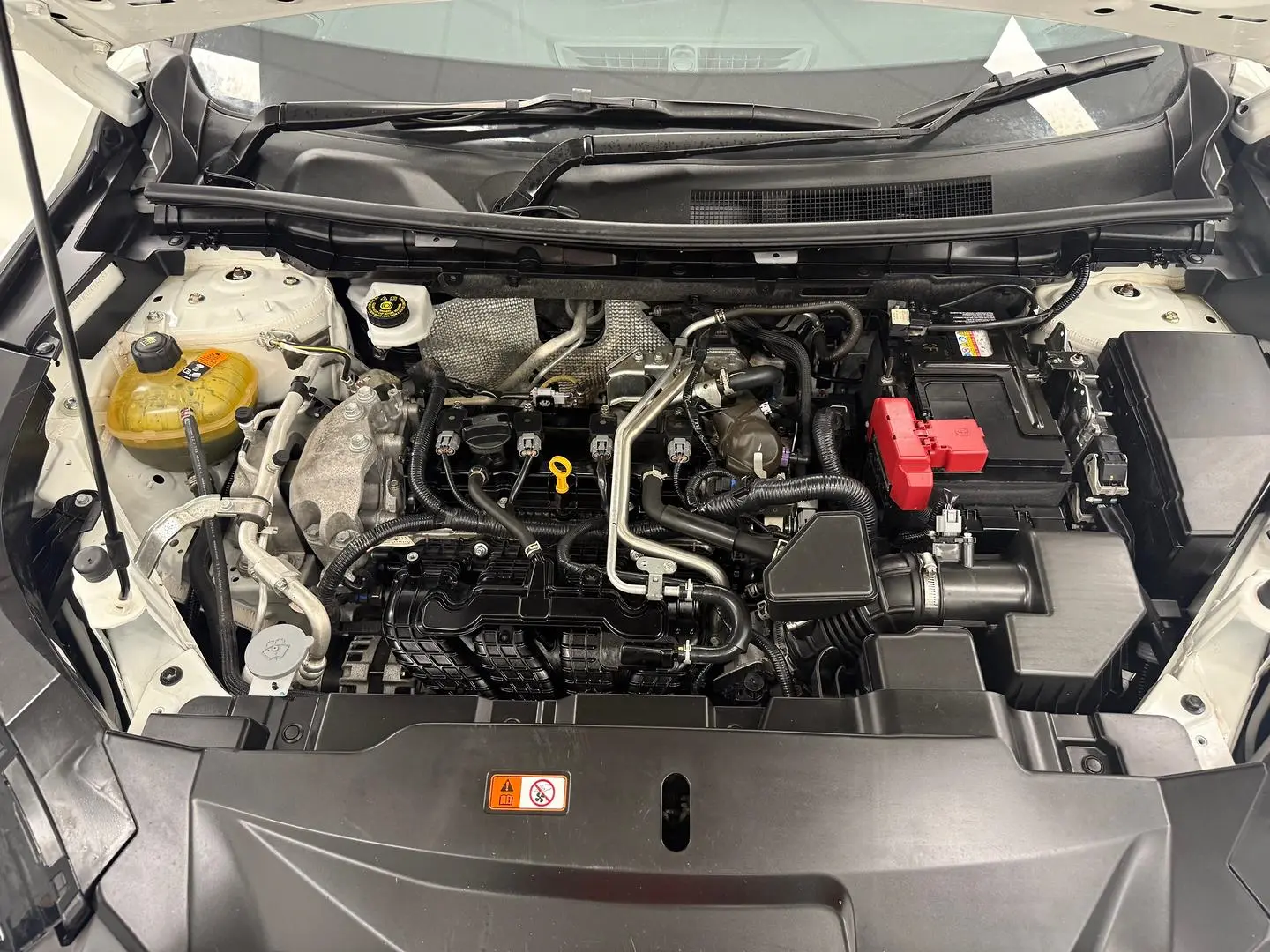 2022 Mitsubishi Outlander Gallery Image 24