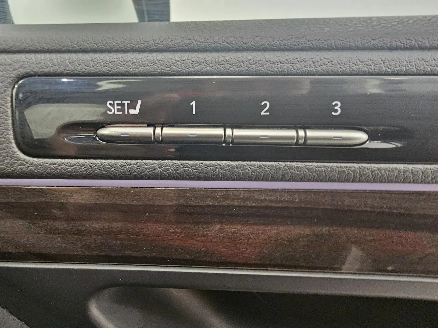 2023 Lexus LX Gallery Image 46