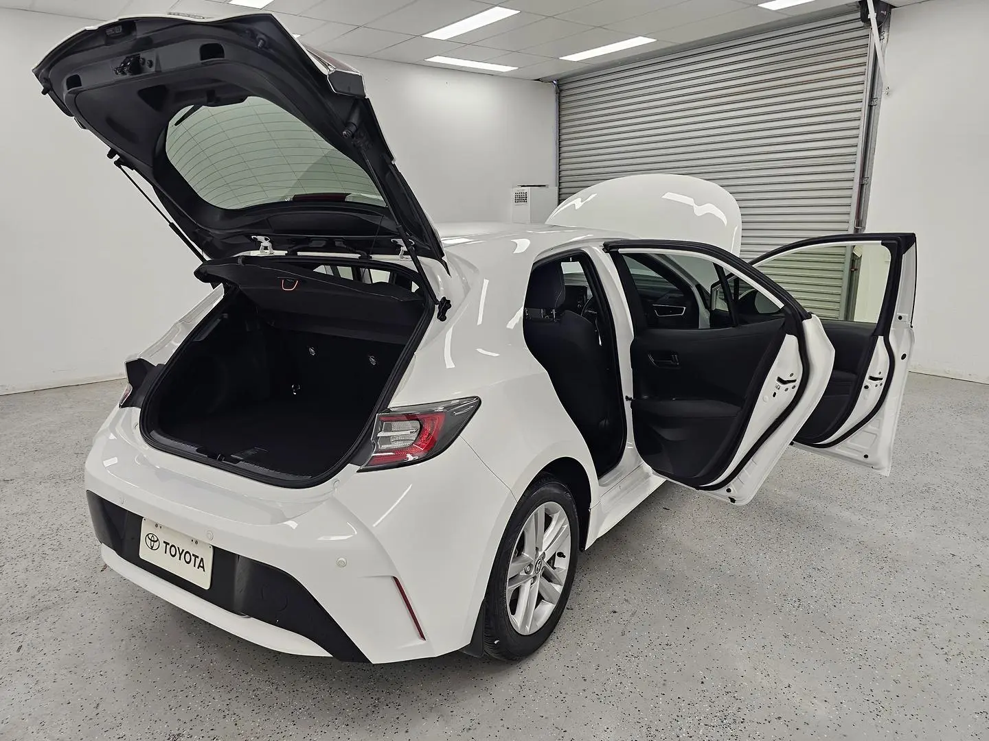 2019 Toyota Corolla Gallery Image 19