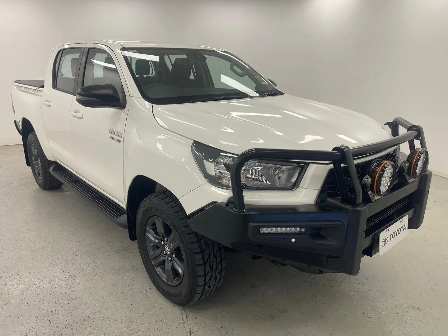 2024 Toyota Hilux Gallery Image 1