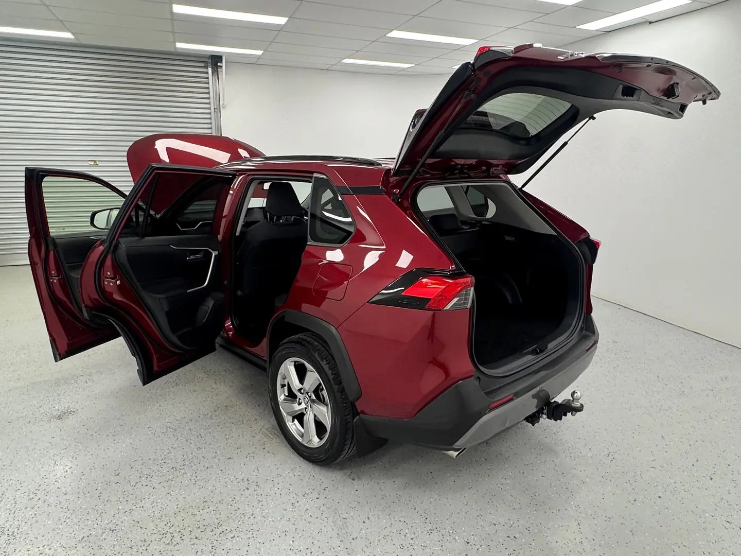 2020 Toyota RAV4 Gallery Image 11