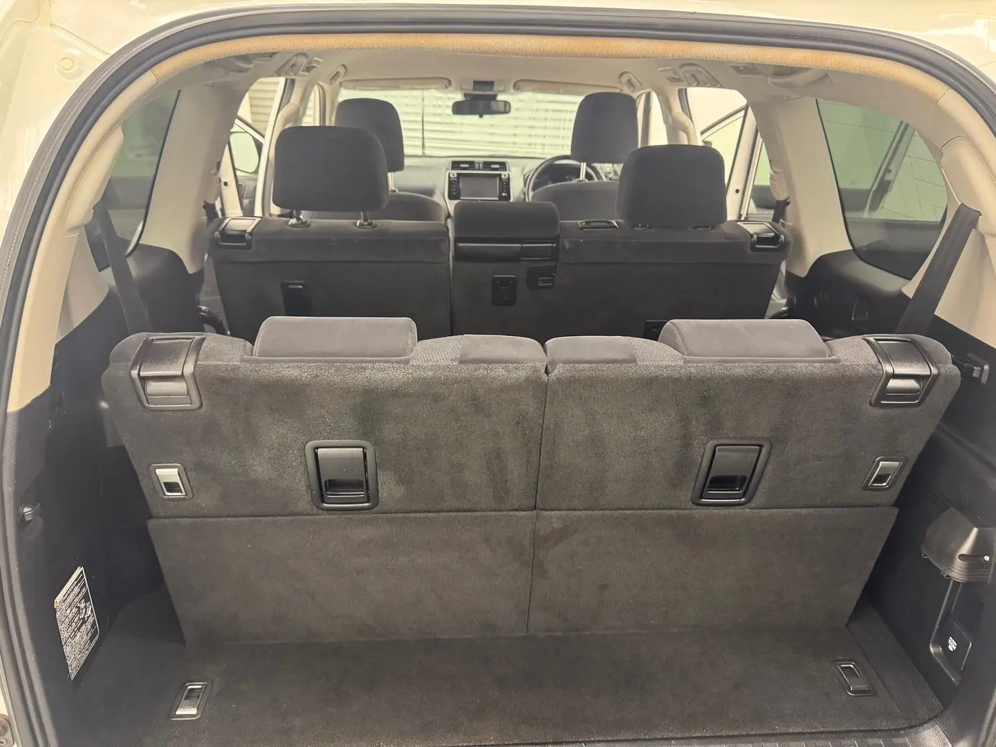 2018 Toyota Landcruiser Prado Gallery Image 30