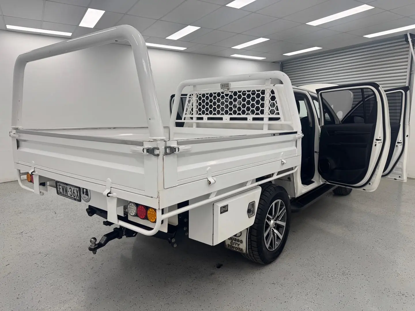 2020 Toyota Hilux Gallery Image 9