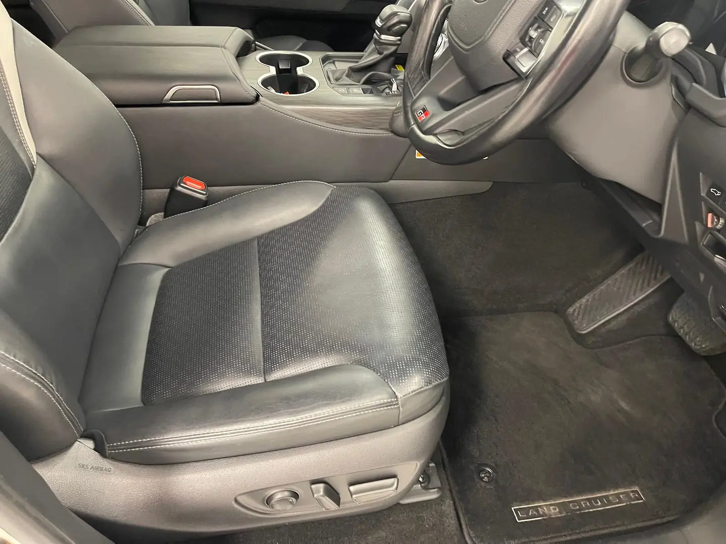 2022 Toyota Landcruiser Gallery Image 21