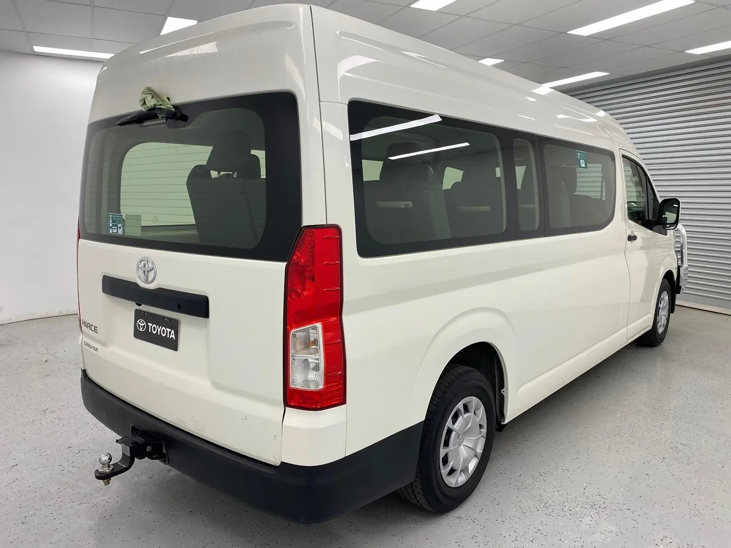 2021 Toyota Hiace Gallery Image 3