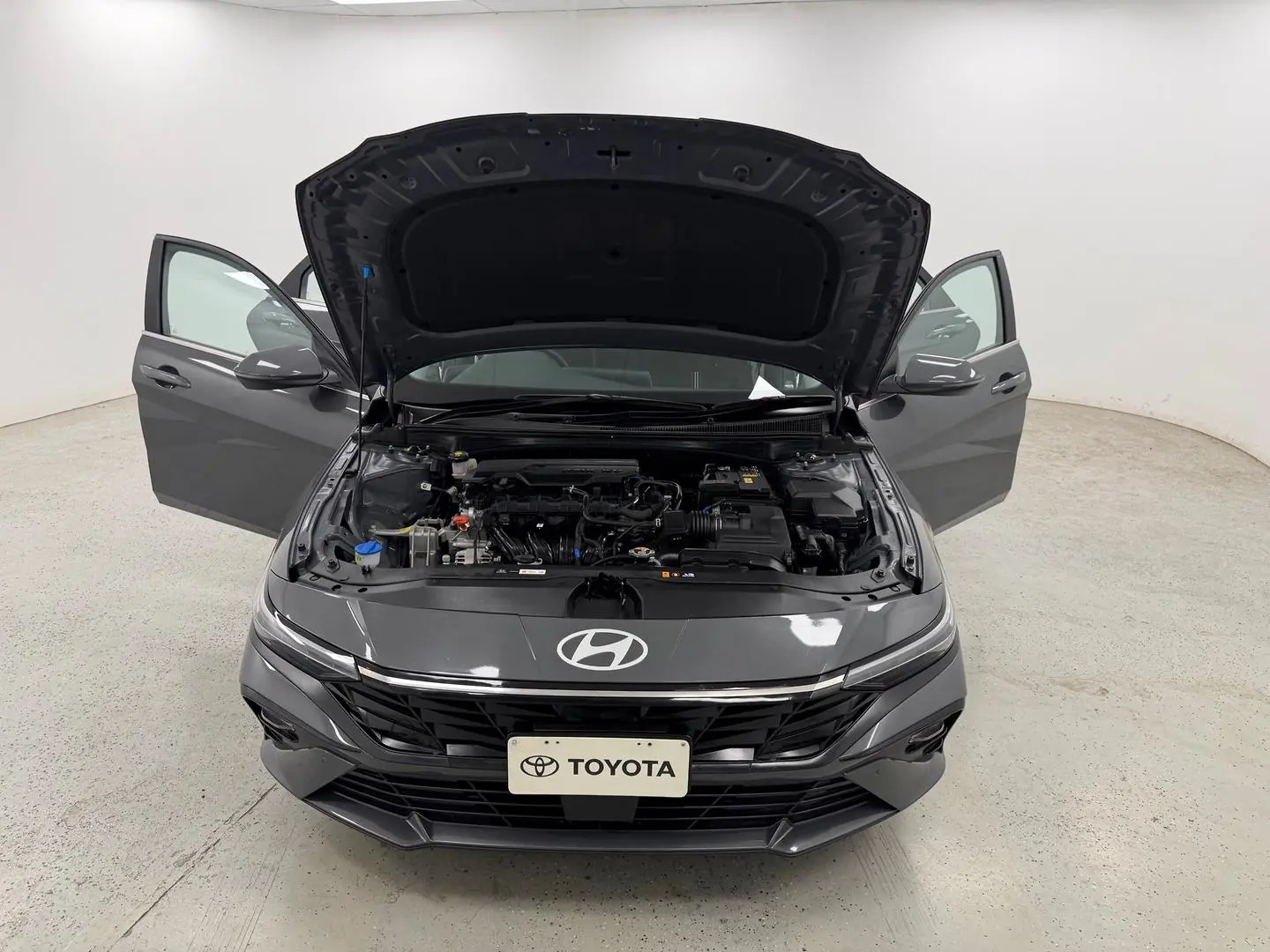 2024 Hyundai i30 Gallery Image 12