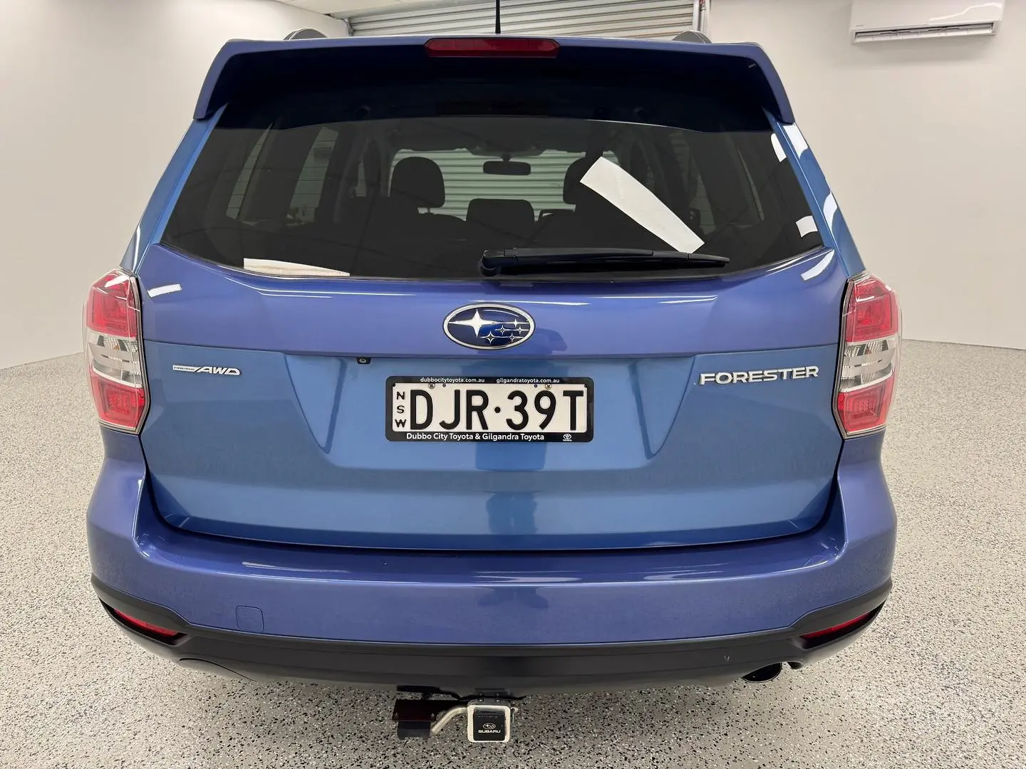 2014 Subaru Forester Gallery Image 4