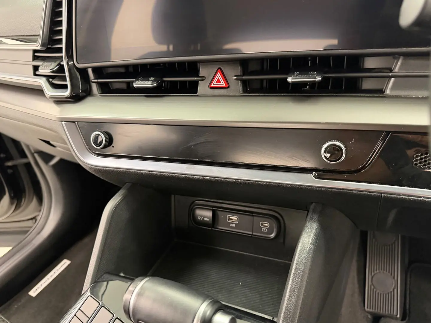 2024 Kia Sportage Gallery Image 19