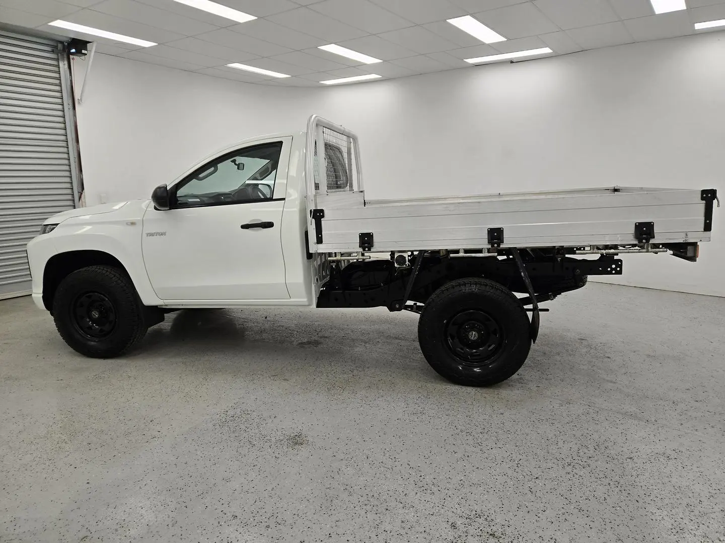 2021 Mitsubishi Triton Gallery Image 6