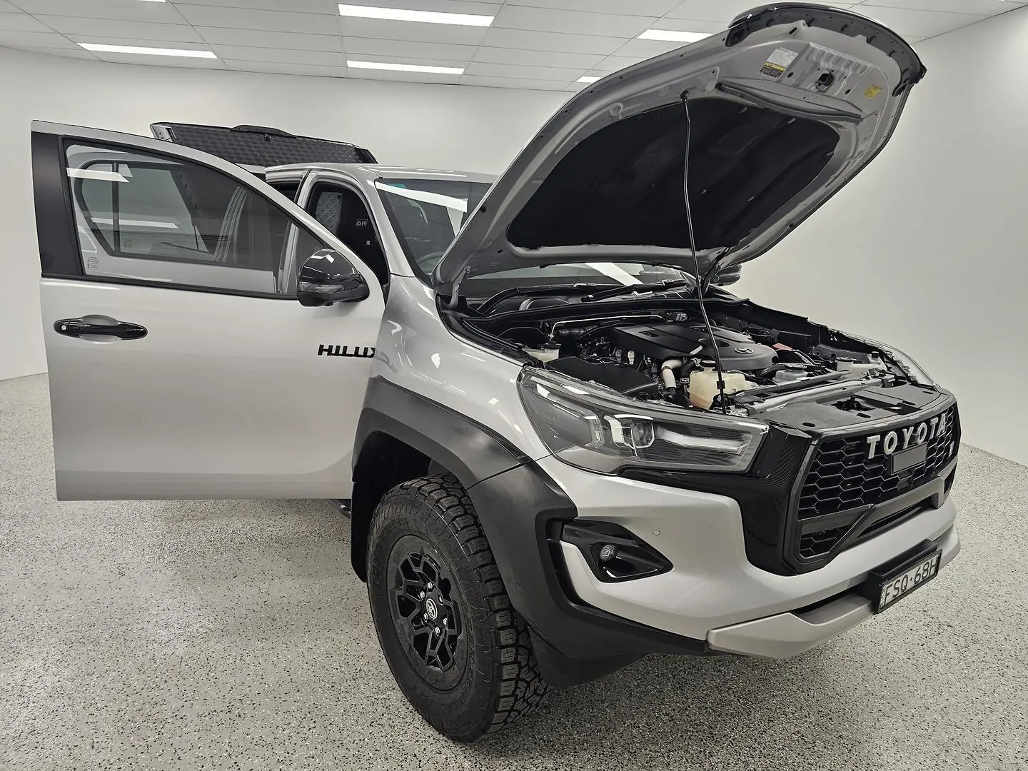 2025 Toyota Hilux Gallery Image 24
