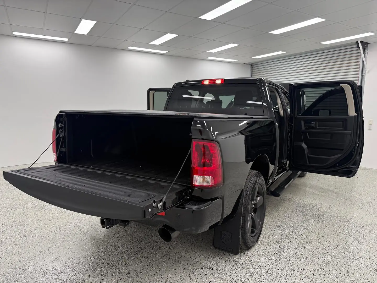 2021 RAM 1500 Gallery Image 15