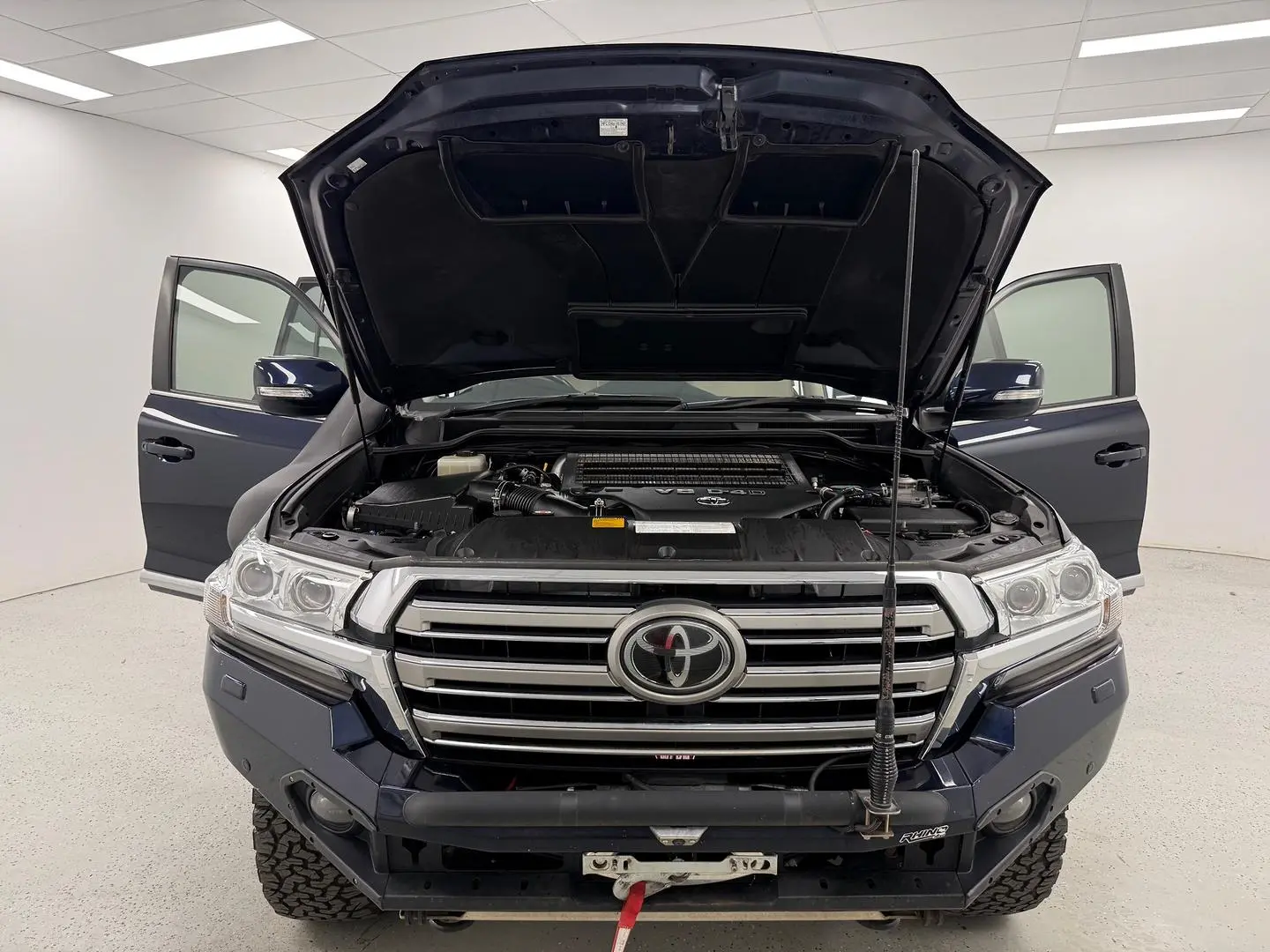 2018 Toyota Landcruiser Gallery Image 27
