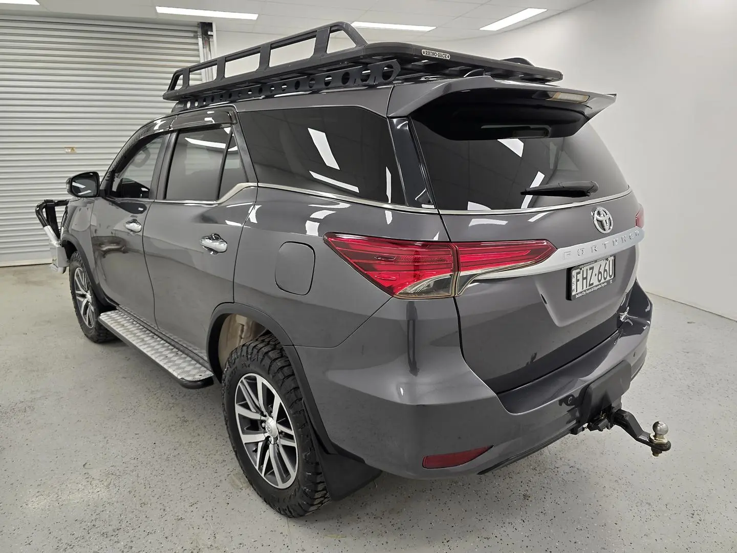 2019 Toyota Fortuner Gallery Image 5